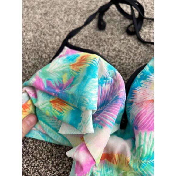 Victoria’s Secret size small multi colored underwire ruffled bikini top - Picture 2 of 5